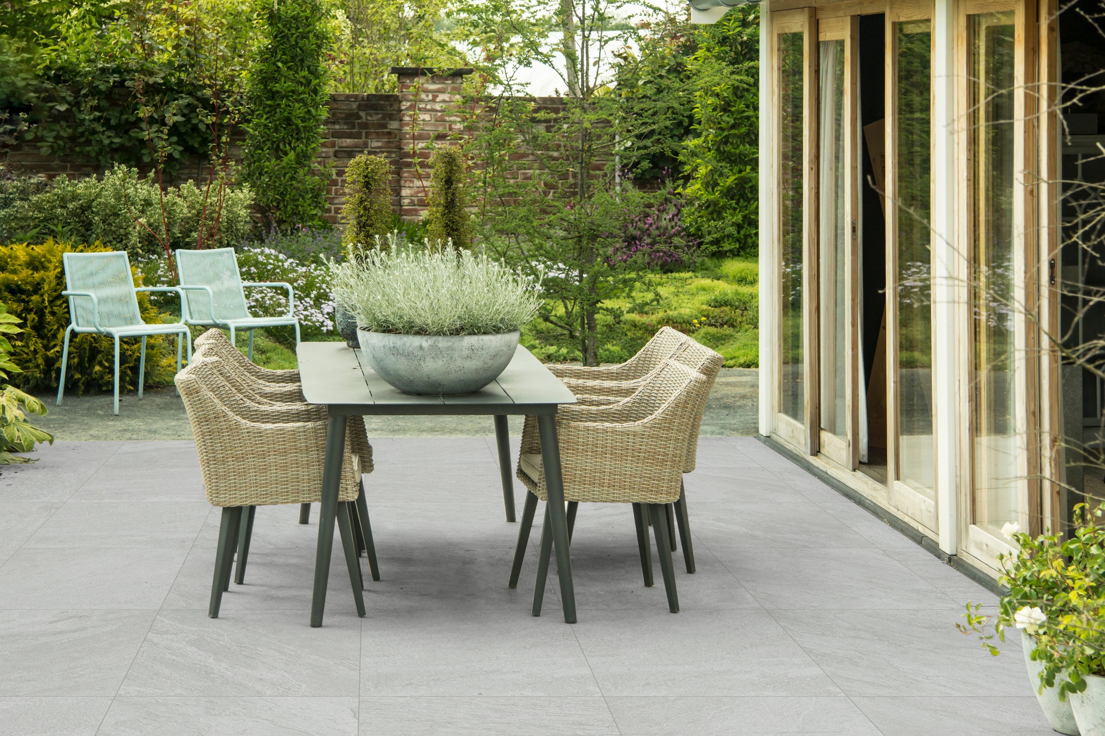 NEW Bradstone Fooria Porcelain Paving Slabs In White