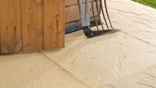 Load image into gallery viewer, Brett Paving Concrete Stamford Riven Buff Paving slabs
