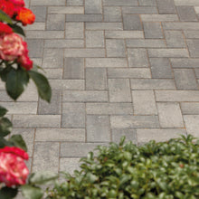 Load image into gallery viewer, Brett Delta Driveway Block Paving, 266 x 133 x 50mm - Silver Haze
