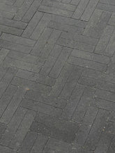 Load image into gallery viewer, Bradstone Piccolo Slimline Paver Setts
