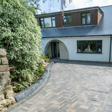 Load image into gallery viewer, Bradstone Piccolo Slimline Paver Setts
