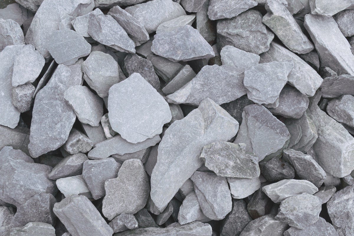 Blue Slate 40mm Slate Decorative Chippings